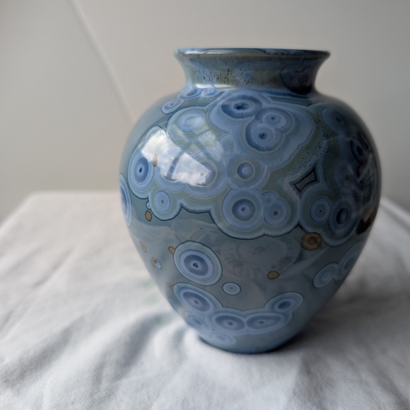 Manka John Mankameyer Handmade Studio Pottery Blue Crystalline Glaze Vase - Picture 5 of 9